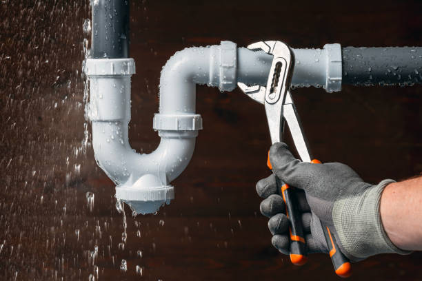 Professional Gas Line Repair technician working in Frankfort, NY